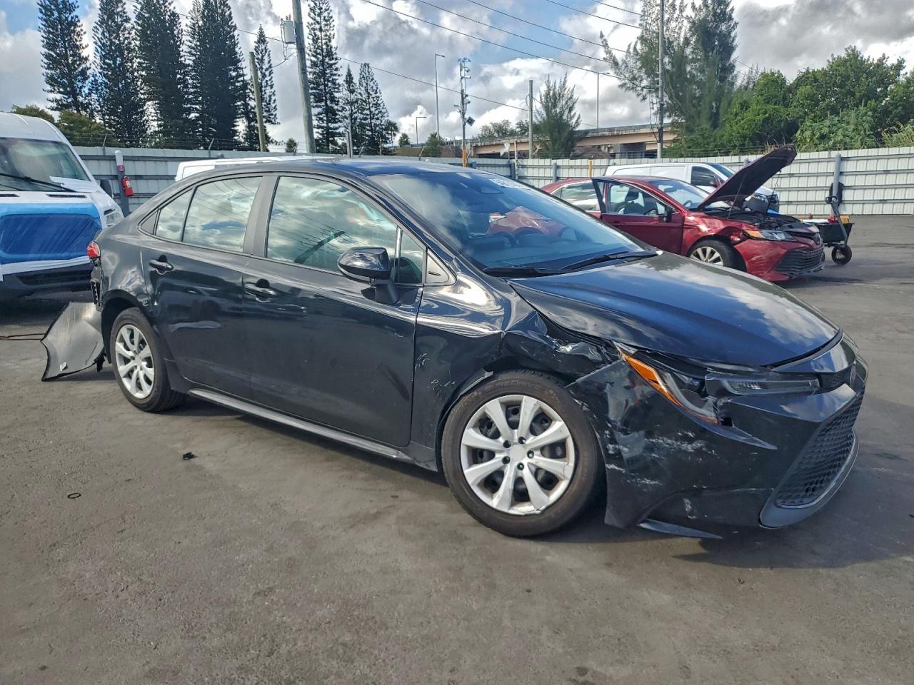 2023 TOYOTA COROLLA