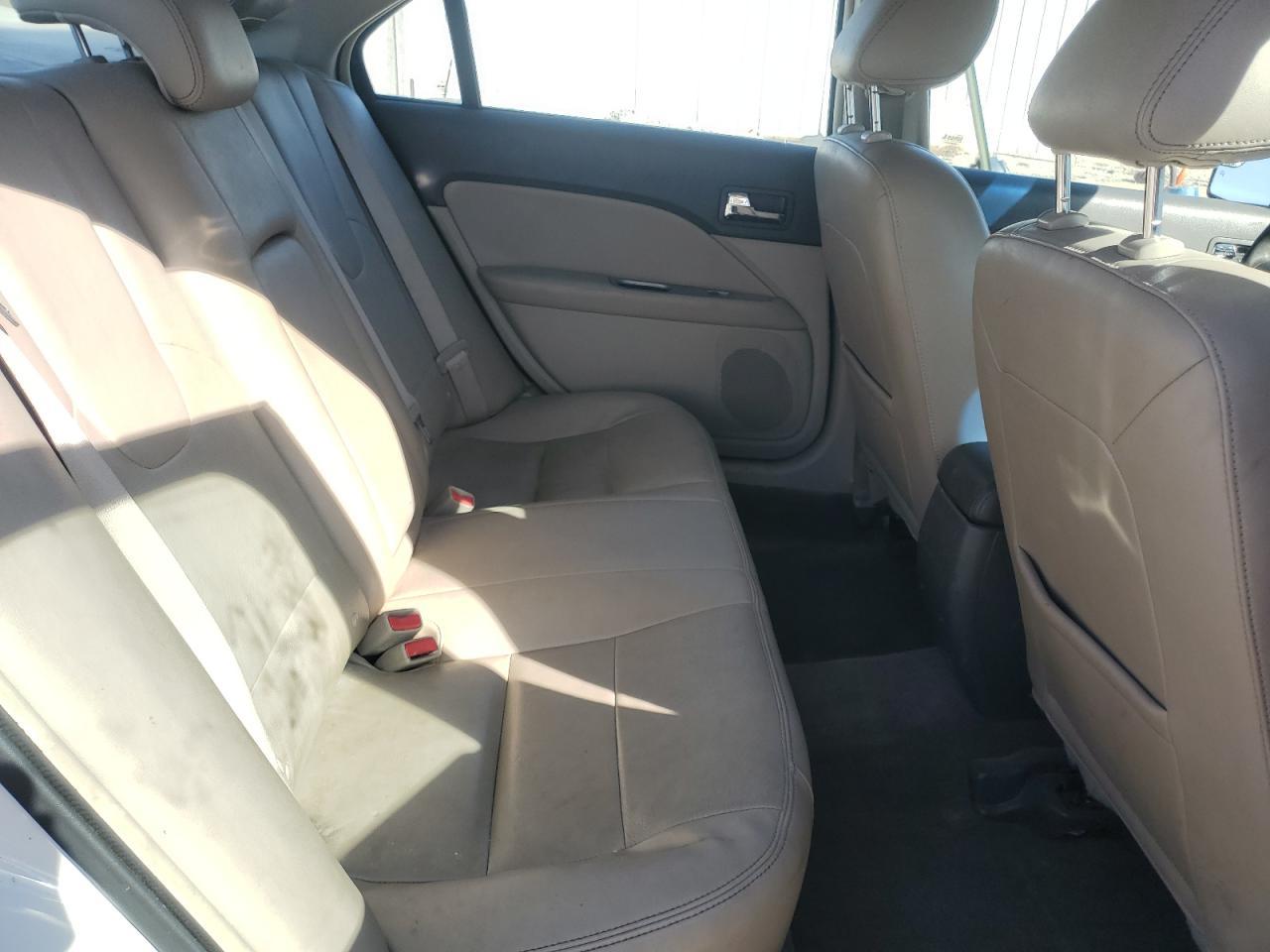 2011 FORD FUSION
