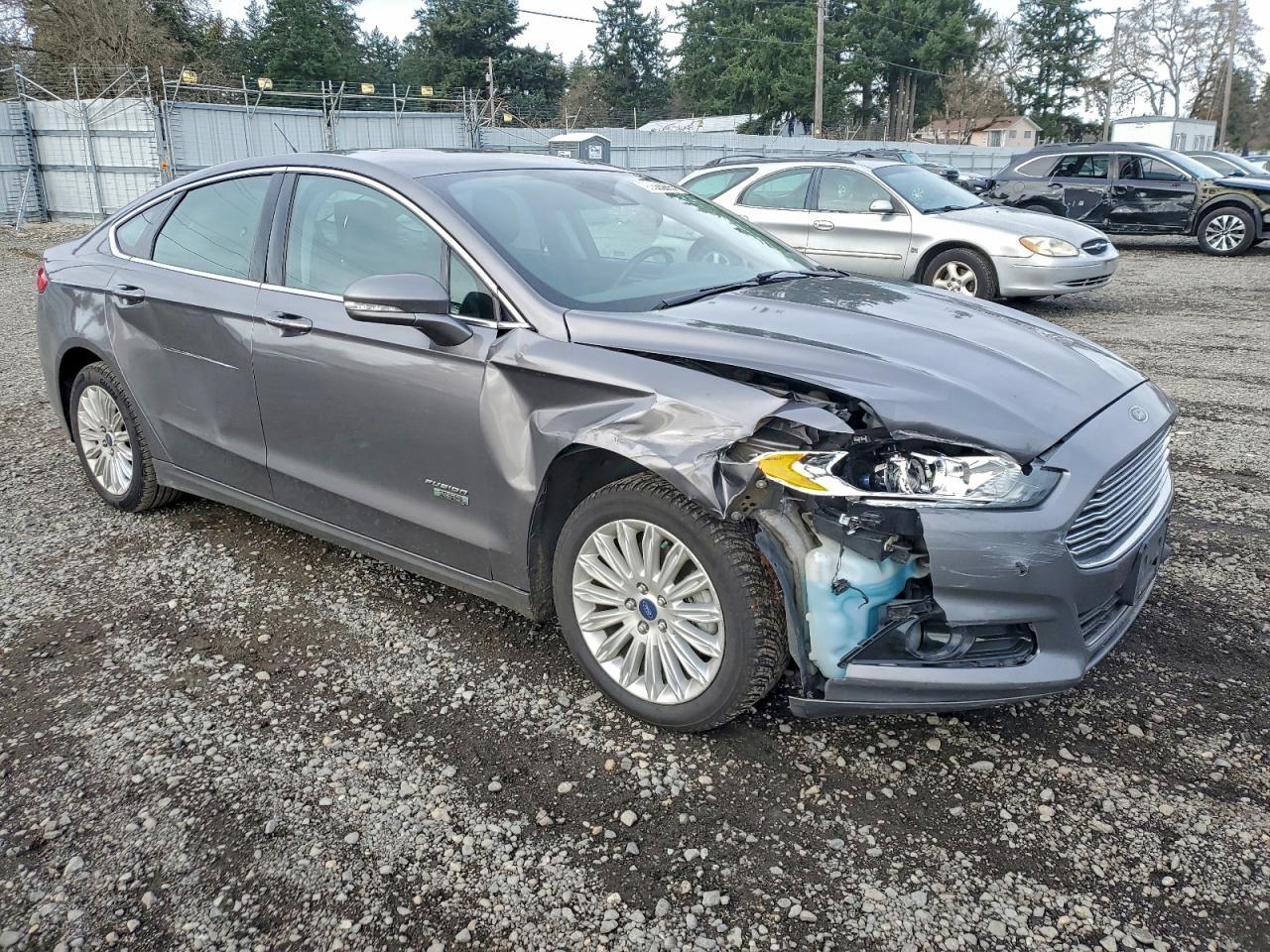 2013 FORD FUSION