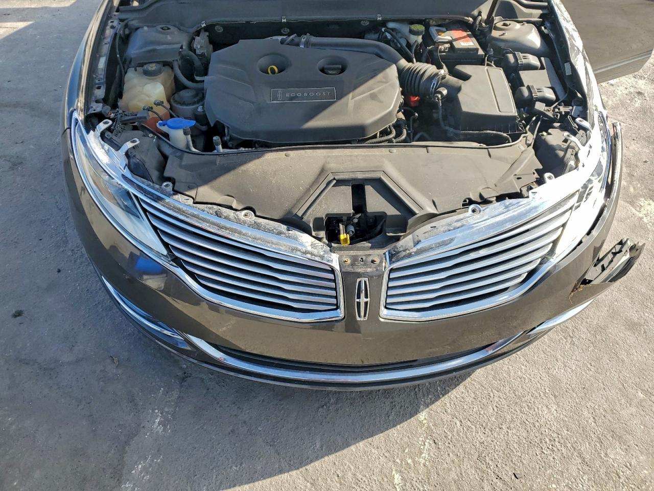 2016 LINCOLN MKZ