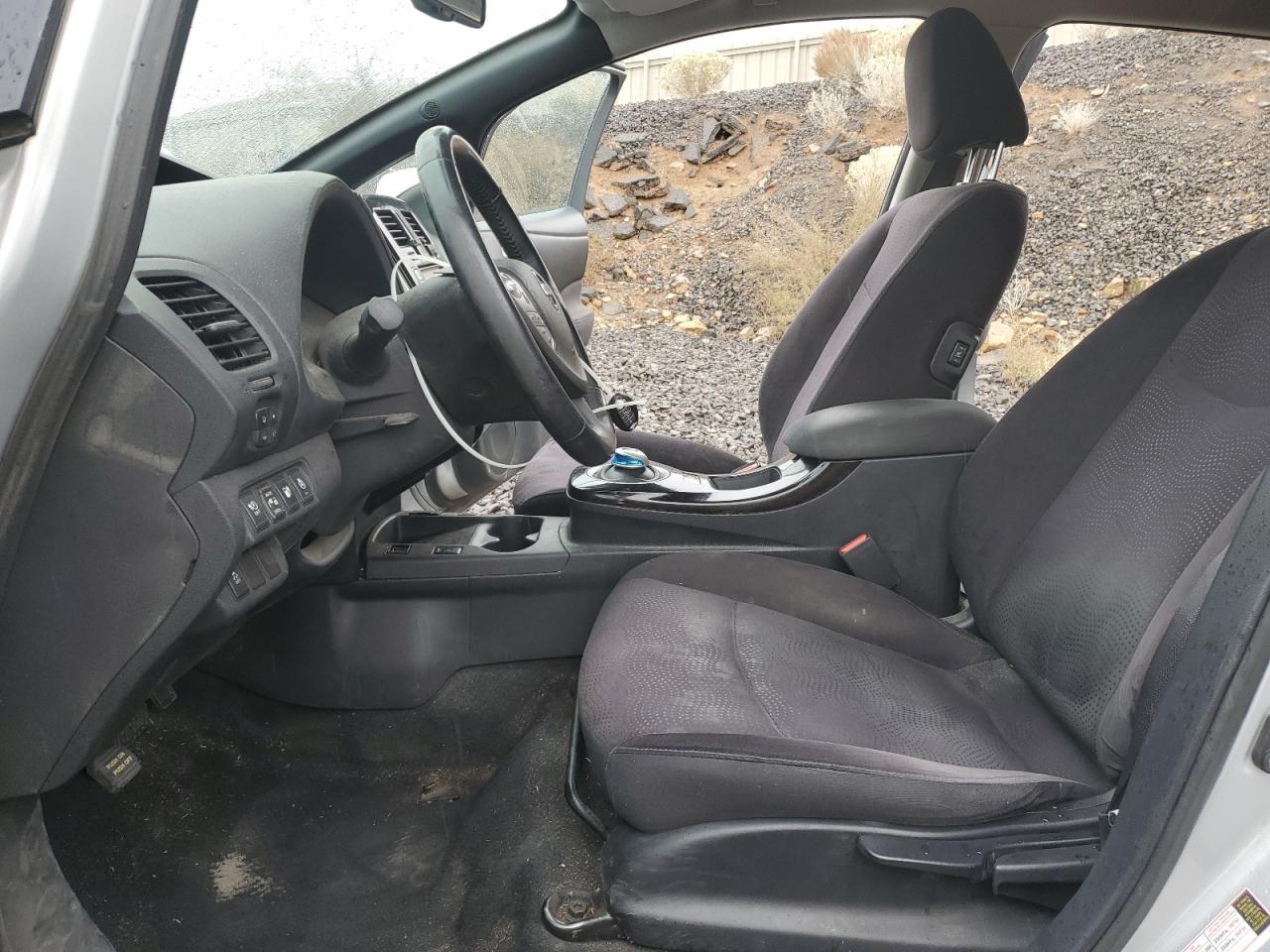 2013 NISSAN LEAF