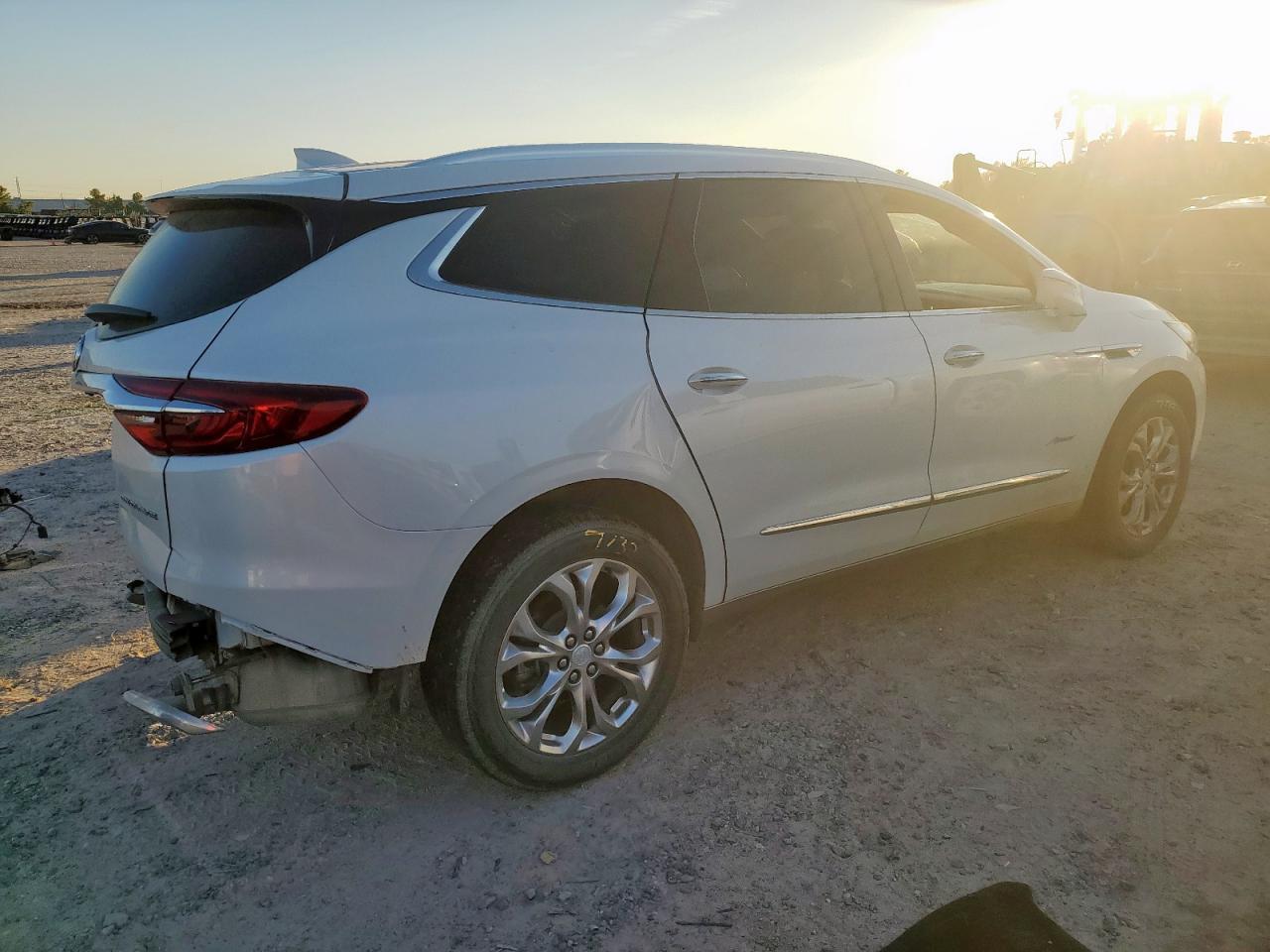 2018 BUICK ENCLAVE AVENIR
