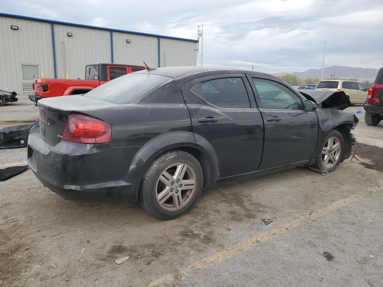 2014 DODGE Avenger