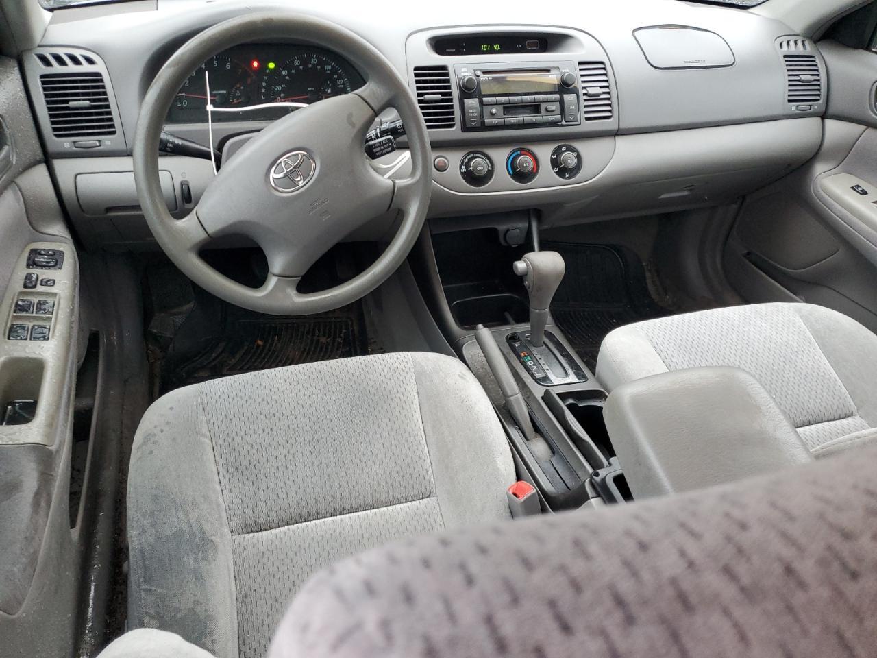2004 TOYOTA CAMRY