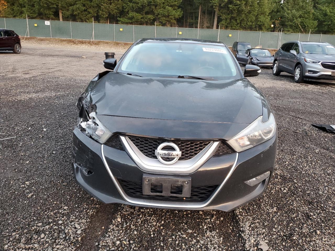 2017 NISSAN Maxima