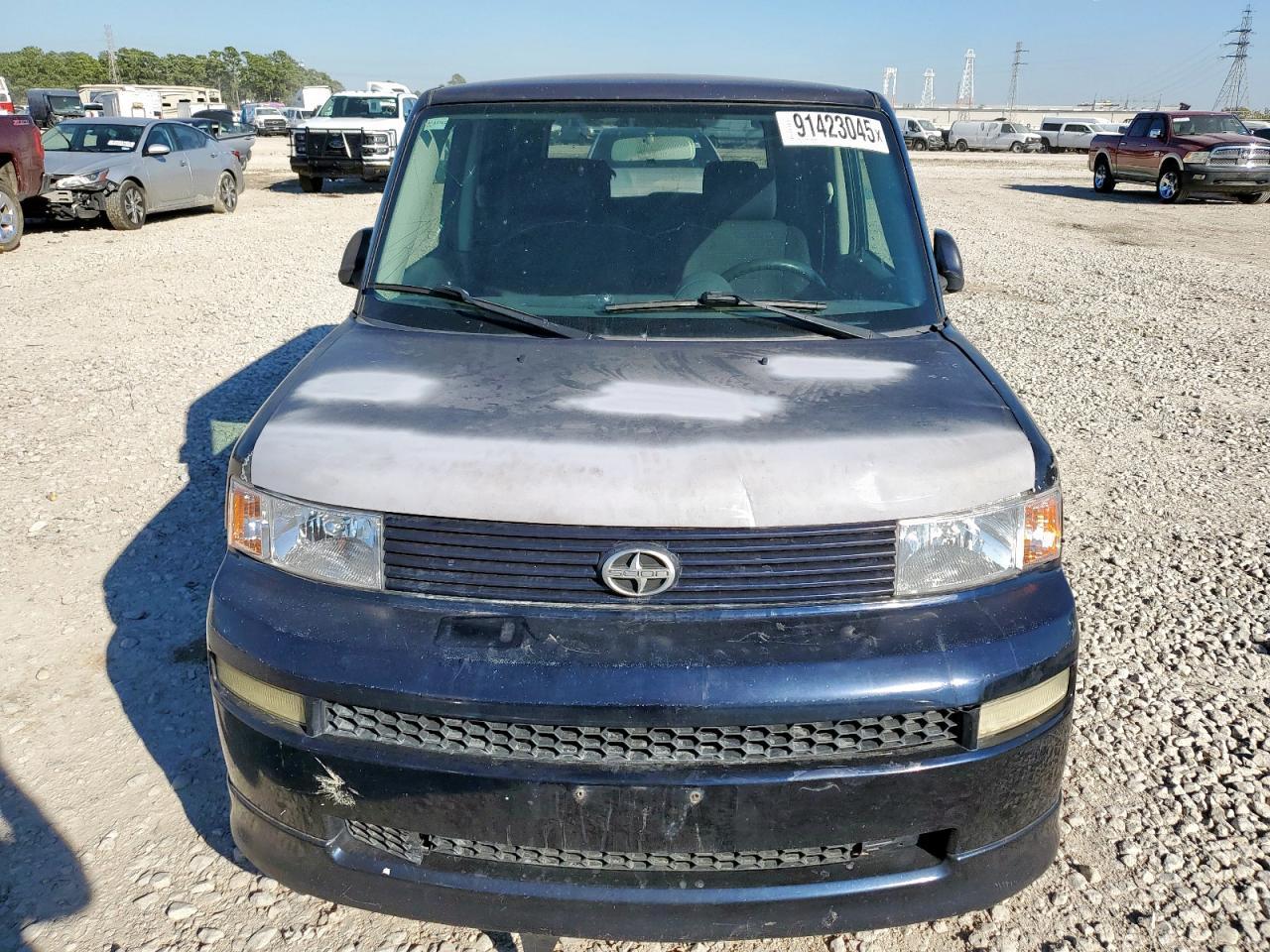 2005 TOYOTA SCION