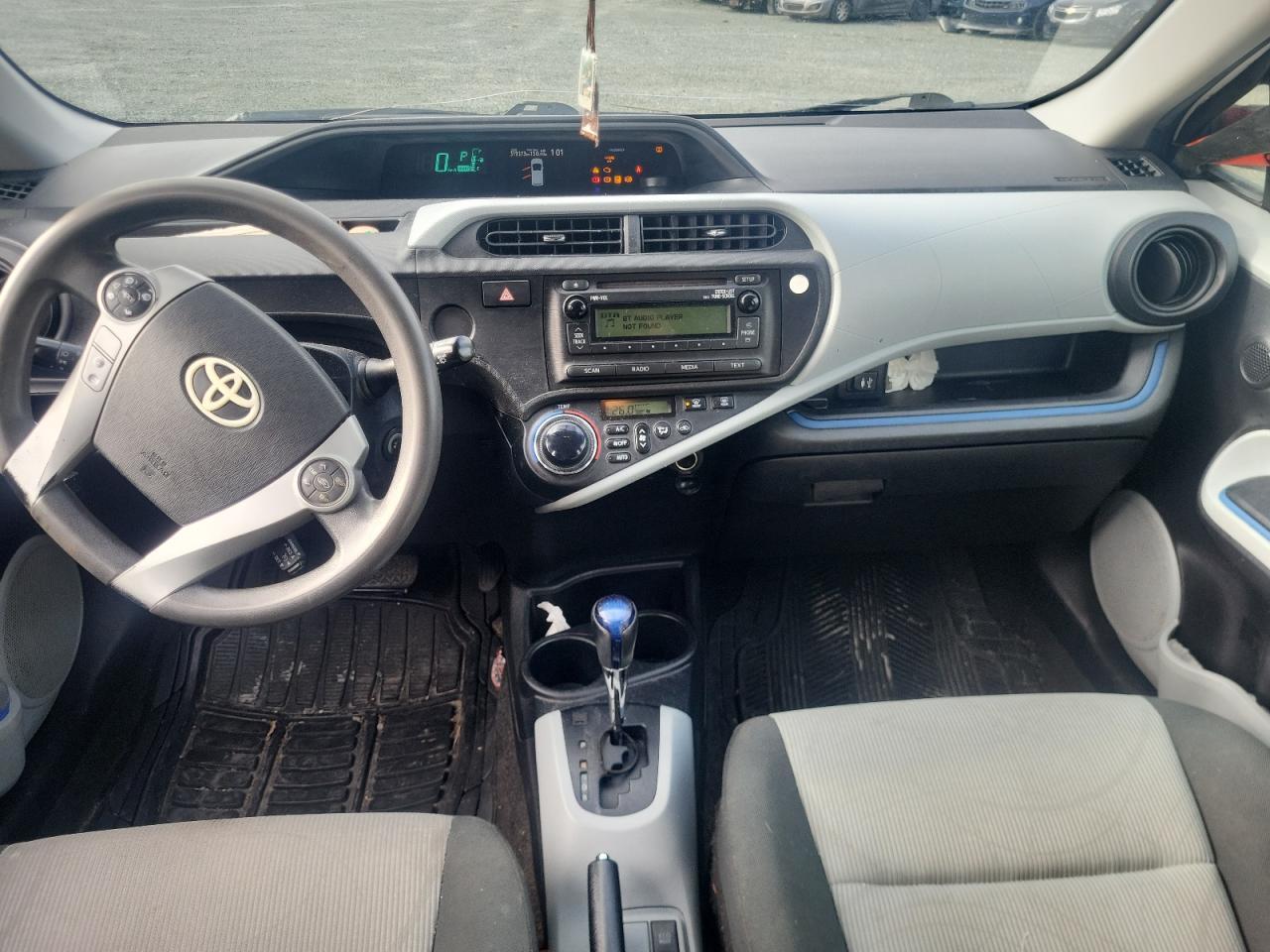 2012 TOYOTA Prius c