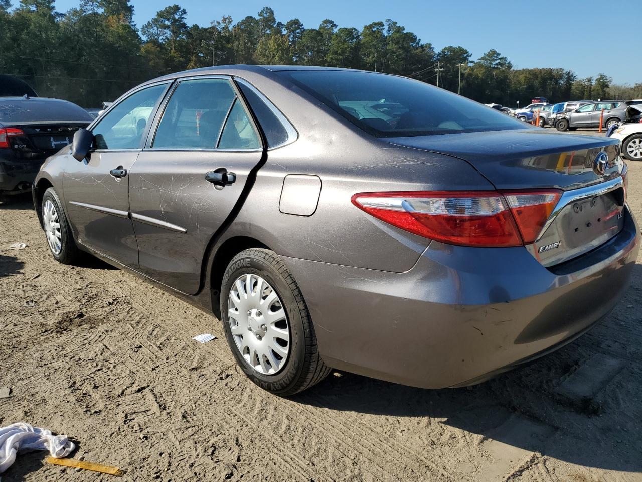 2015 TOYOTA CAMRY