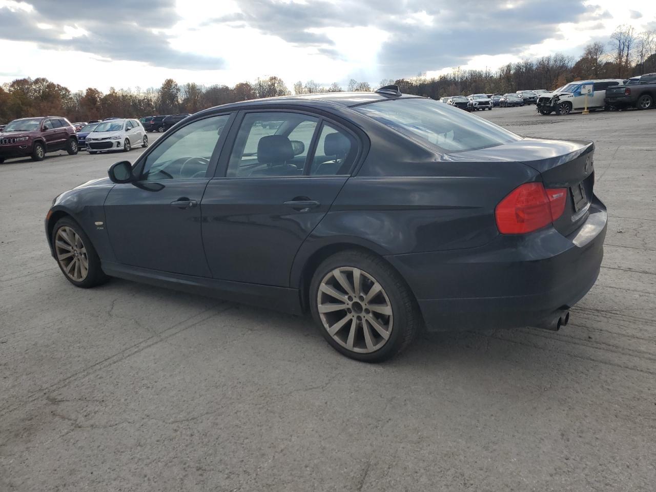 2011 BMW 3 SERIES