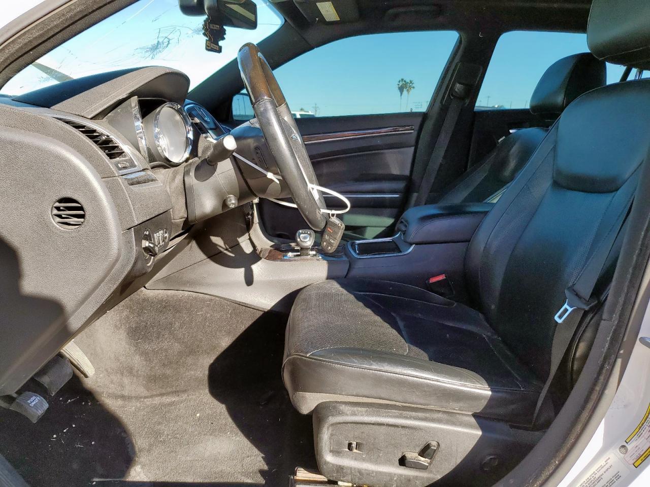 2014 CHRYSLER 300