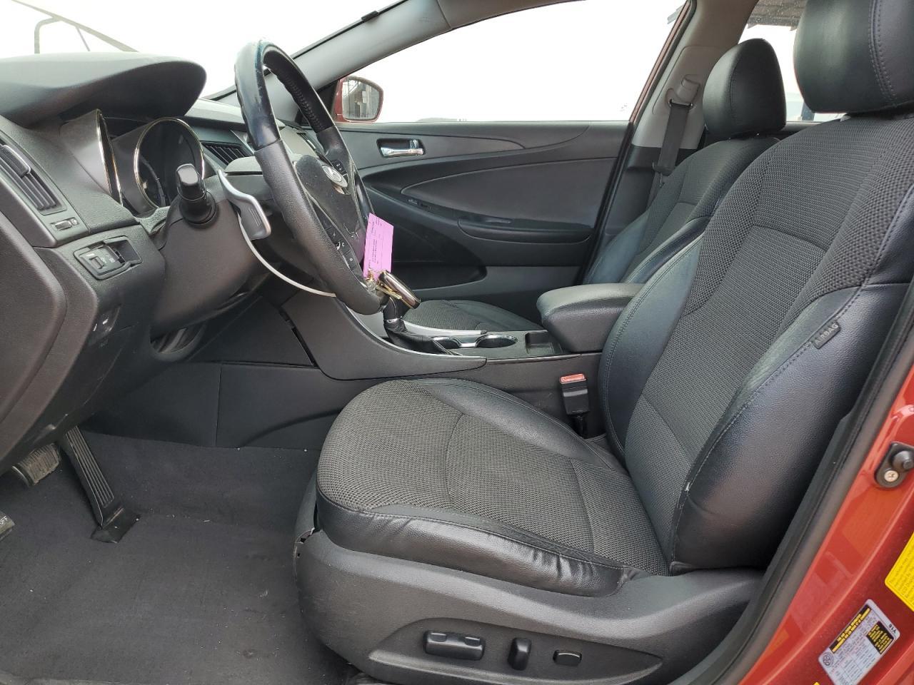 2011 HYUNDAI SONATA
