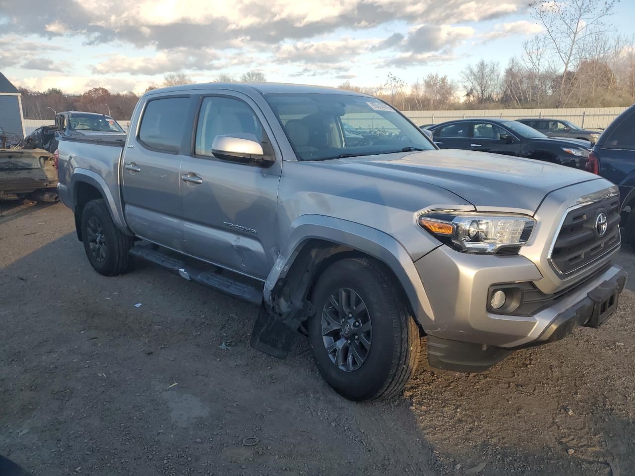 2016 TOYOTA TACOMA