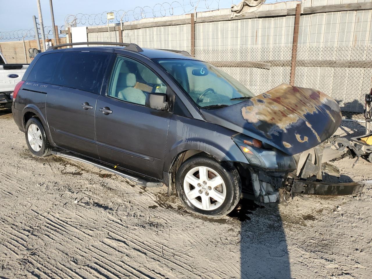 2004 NISSAN Quest