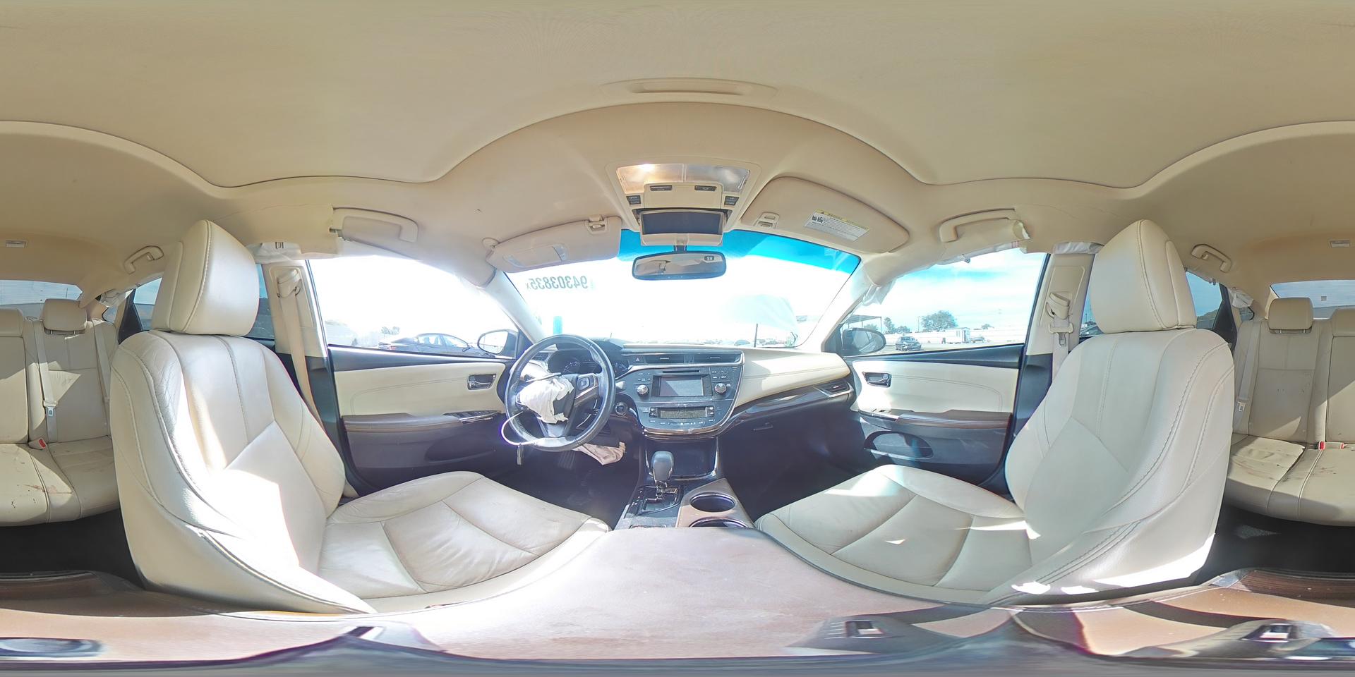 2013 TOYOTA Avalon