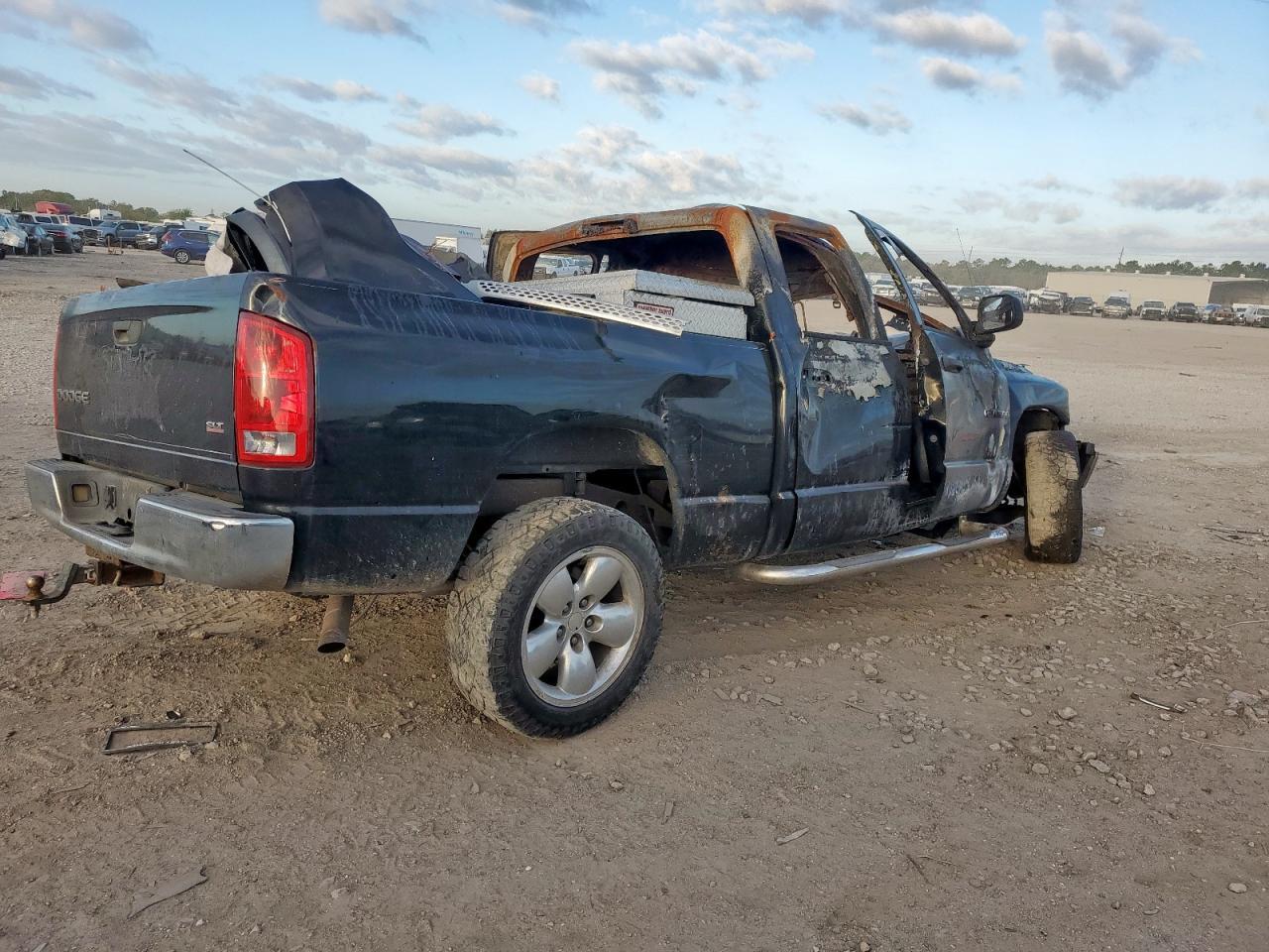 2004 DODGE RAM 1500