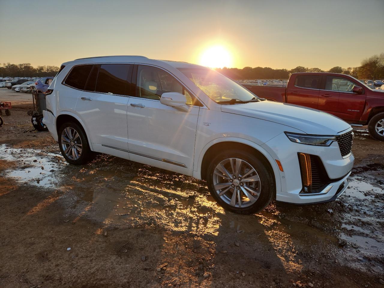 2022 CADILLAC XT6