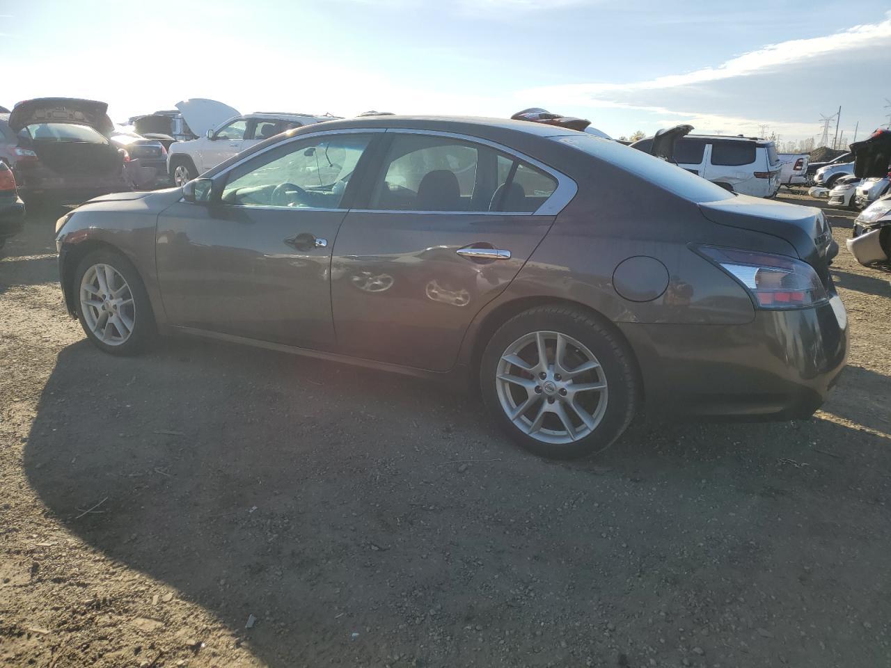 2014 NISSAN Maxima