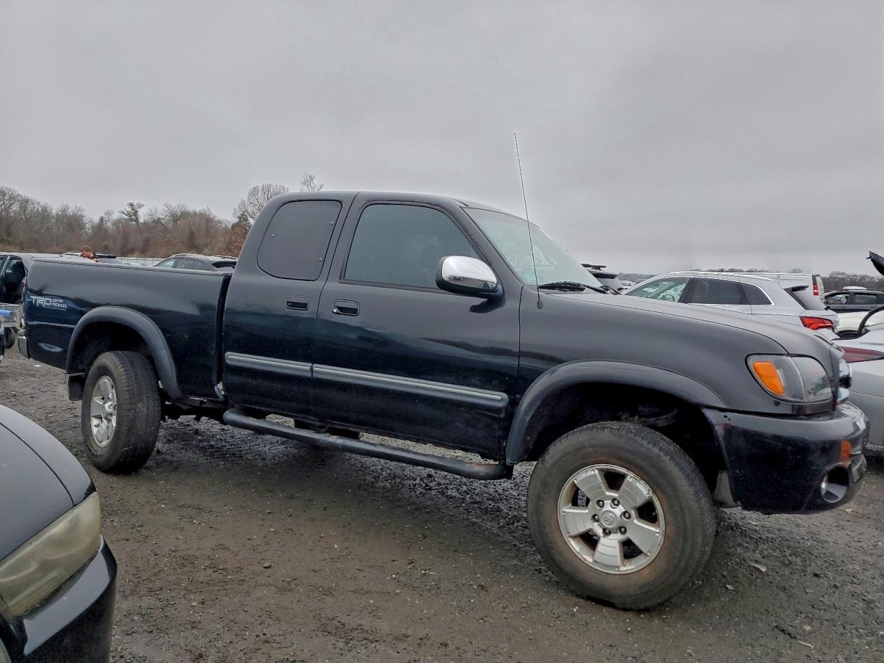 2003 TOYOTA TUNDRA