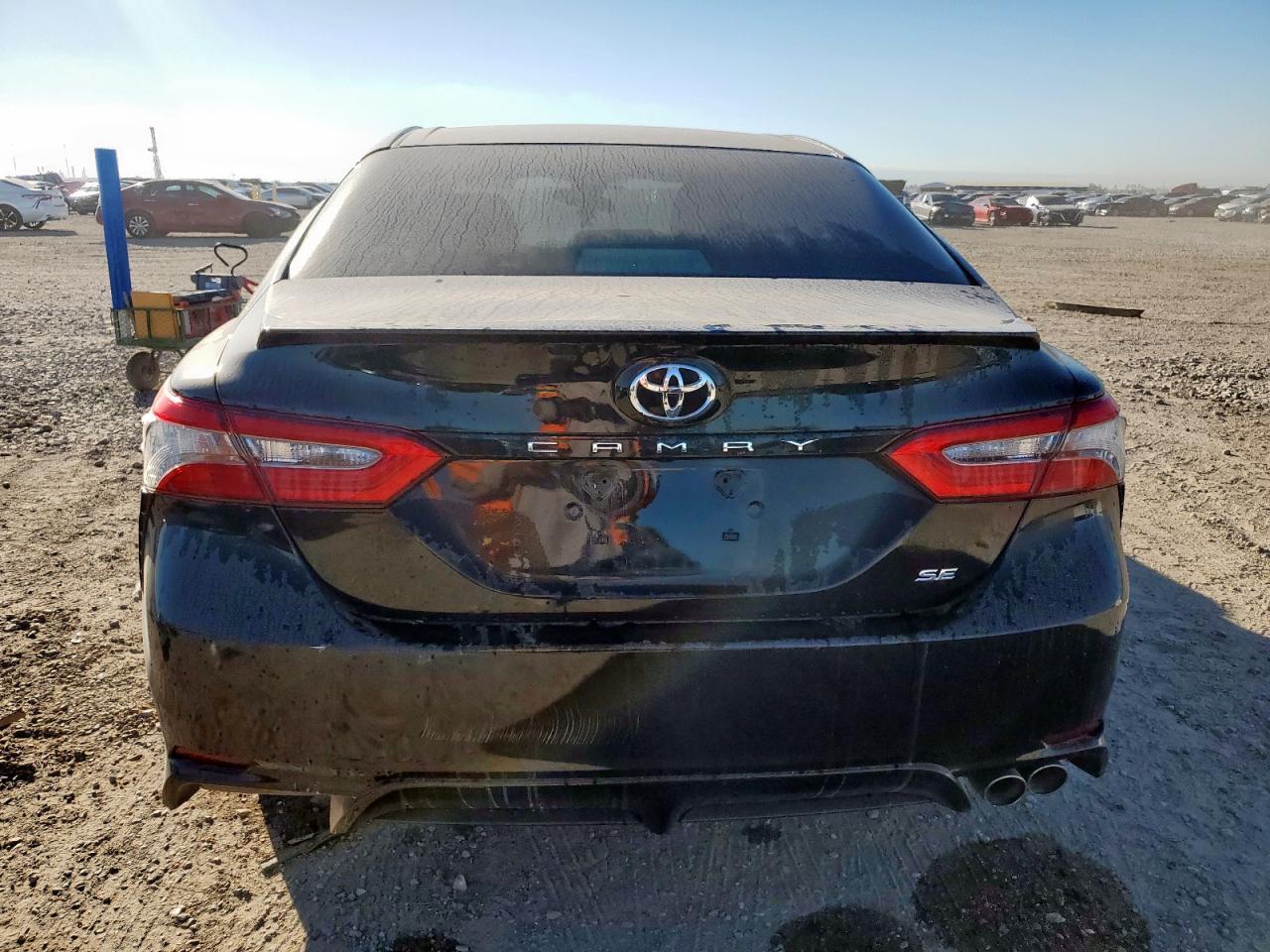 2018 TOYOTA CAMRY