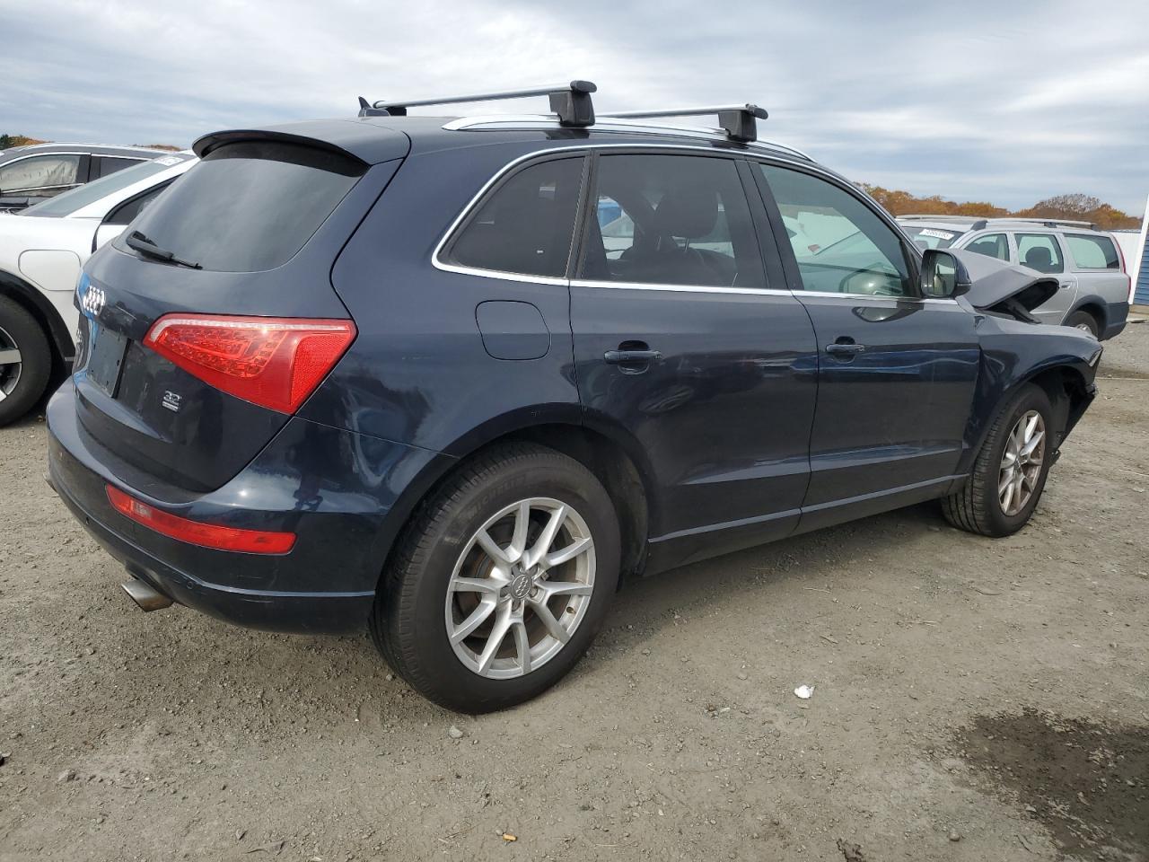 2010 AUDI Q5