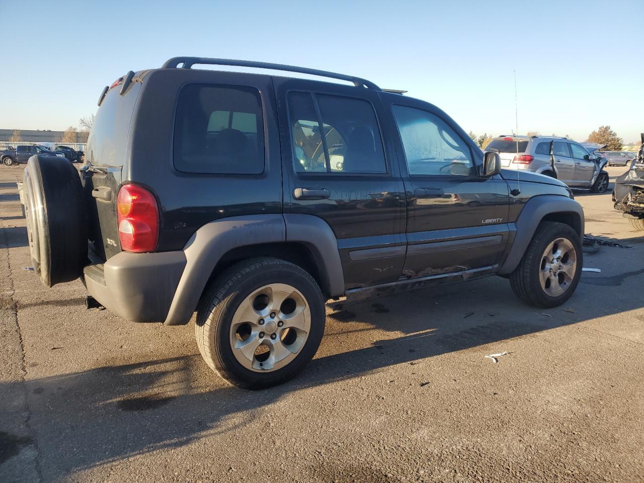 2004 JEEP Liberty