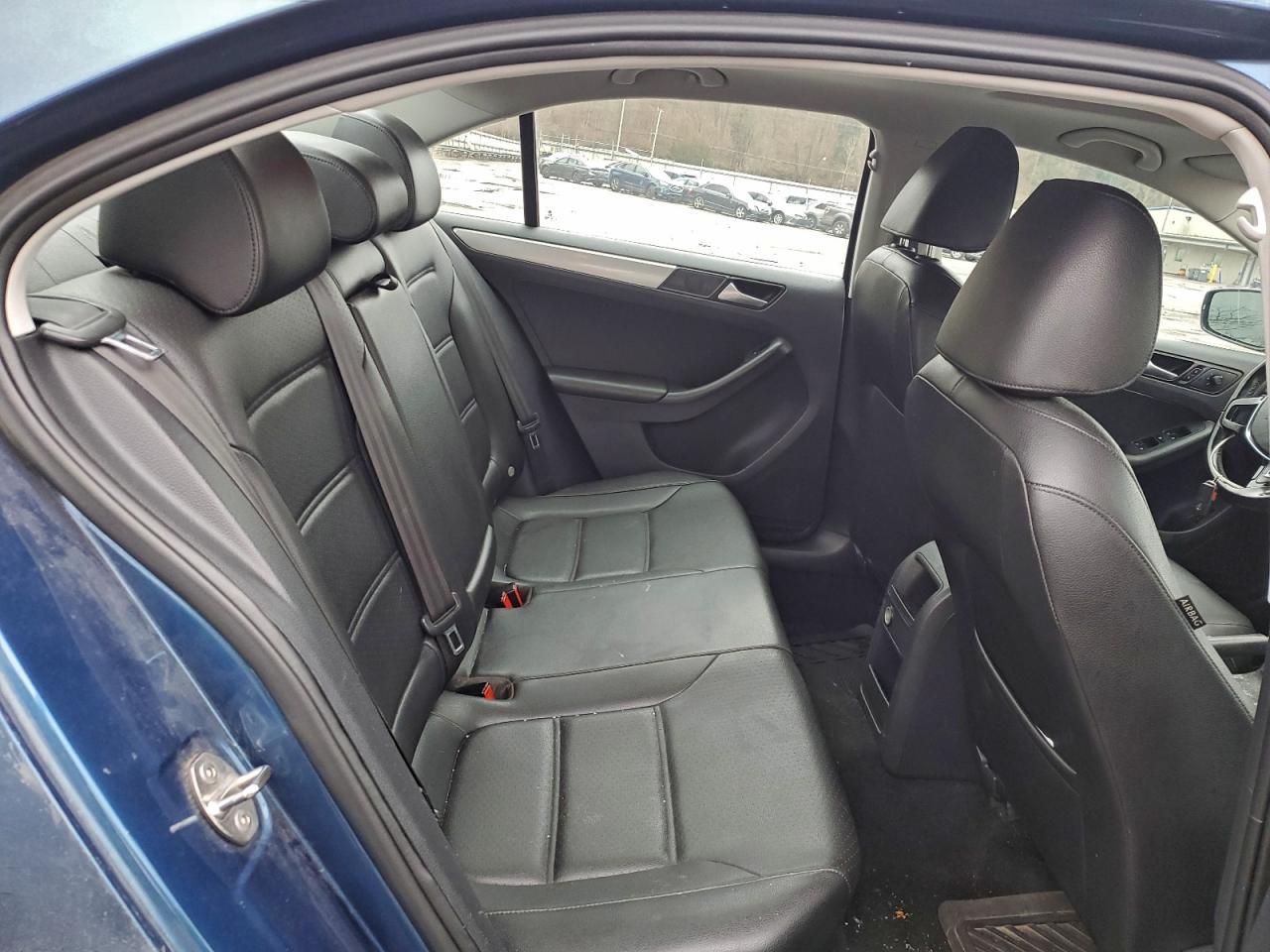 2017 VOLKSWAGEN JETTA