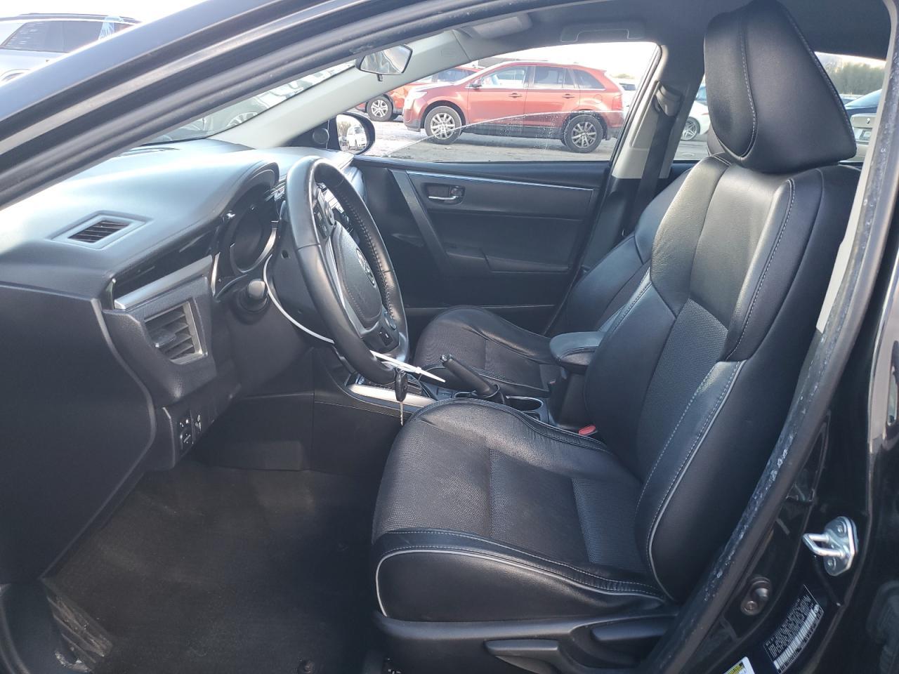 2015 TOYOTA COROLLA