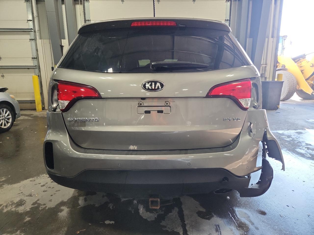 2015 KIA SORENTO