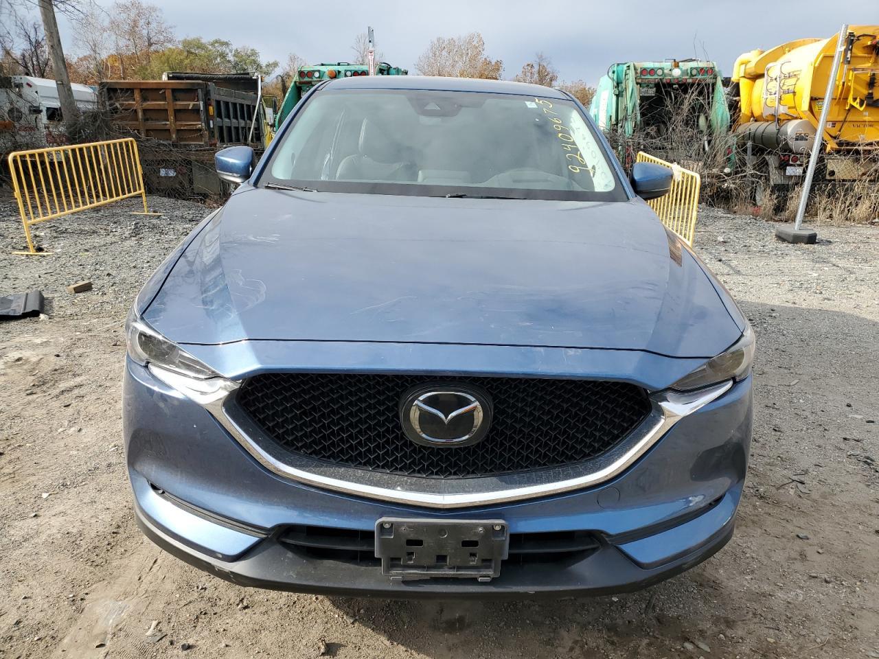 2017 MAZDA CX-5