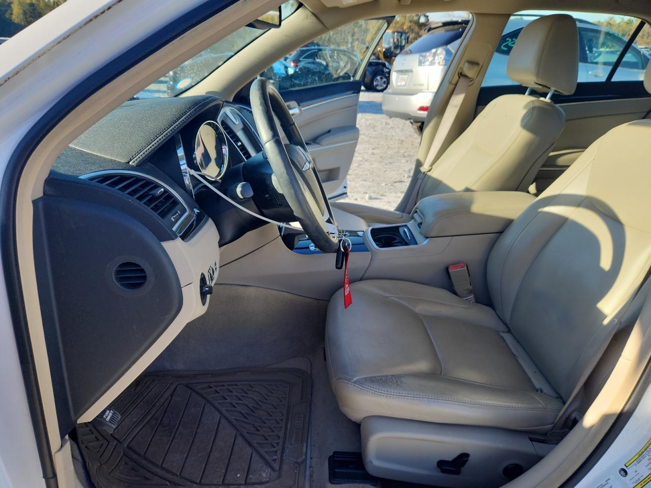 2013 CHRYSLER 300