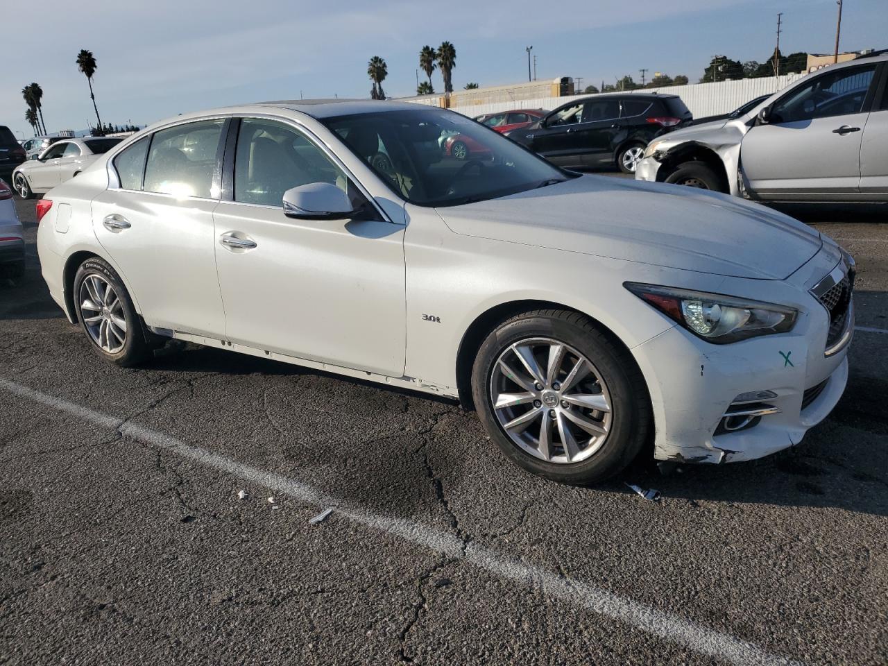 2017 INFINITI Q50