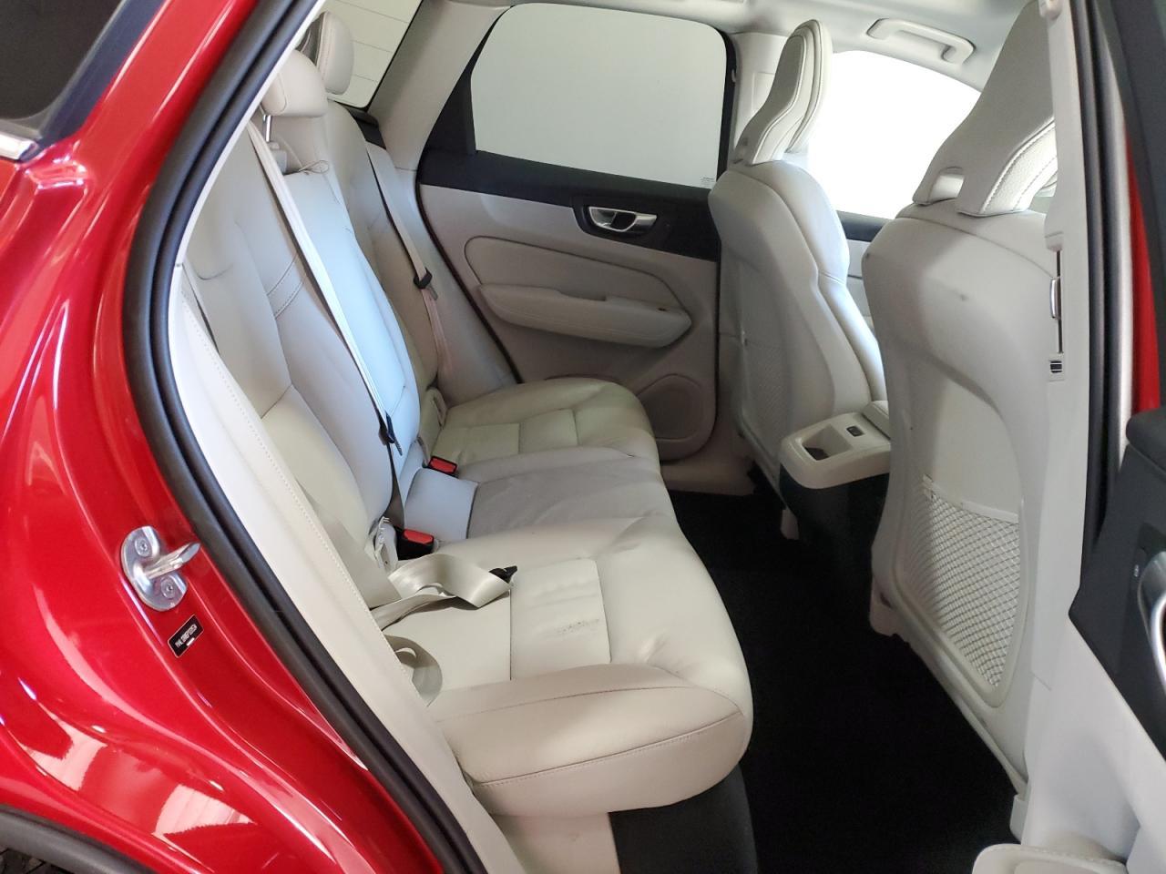 2023 VOLVO XC60