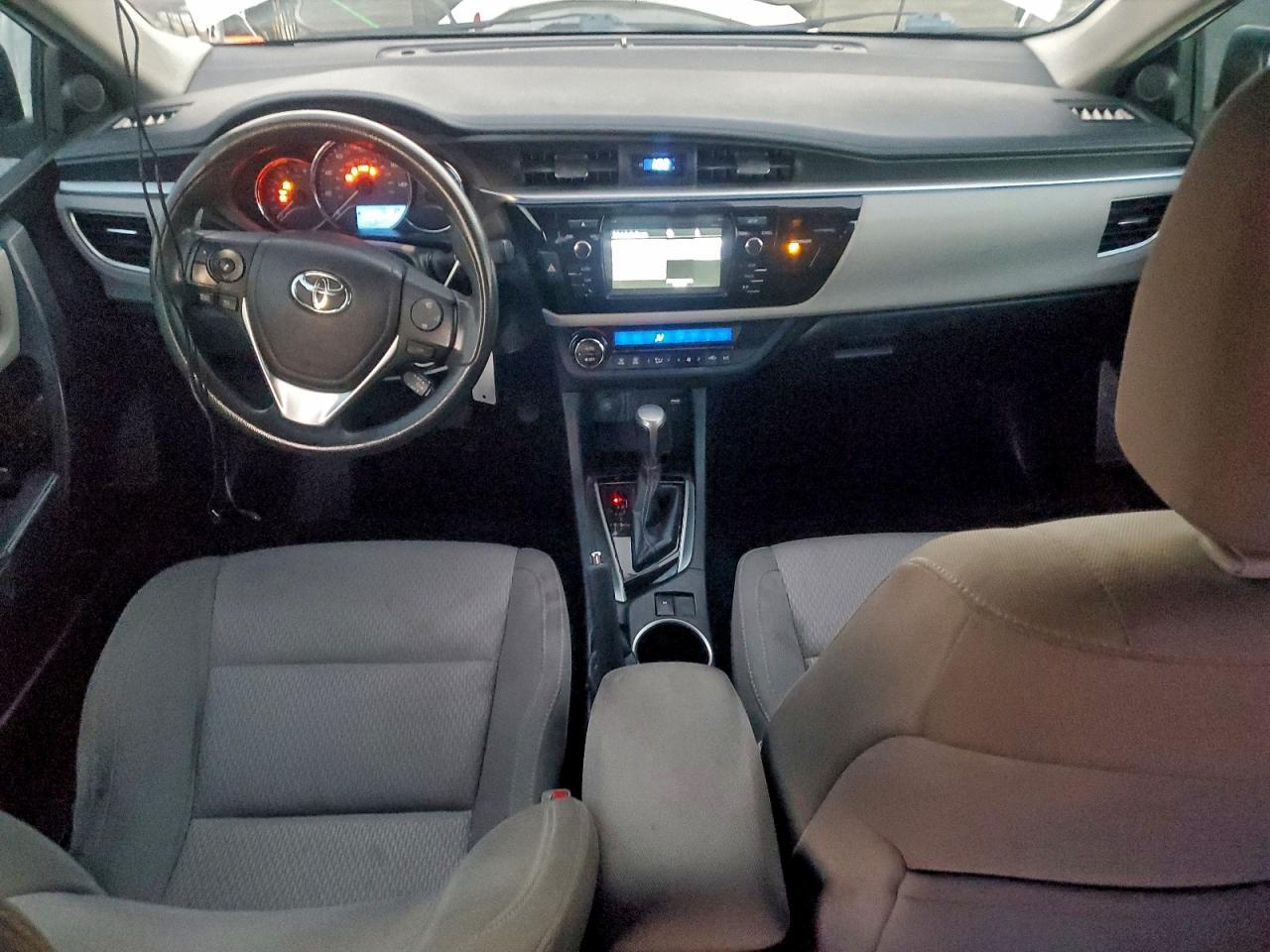 2015 TOYOTA COROLLA