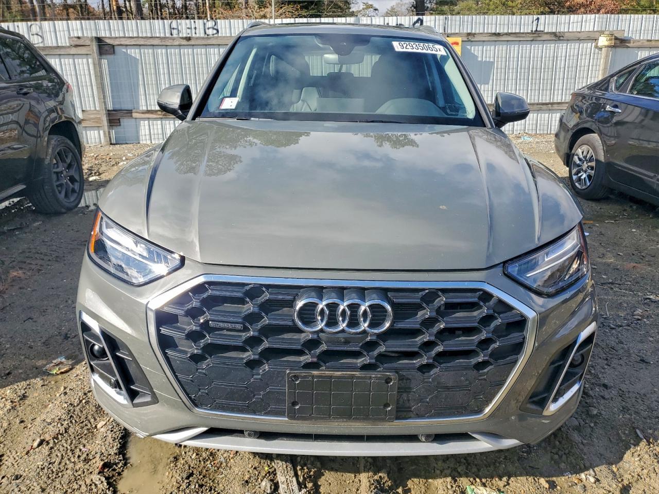 2023 AUDI Q5
