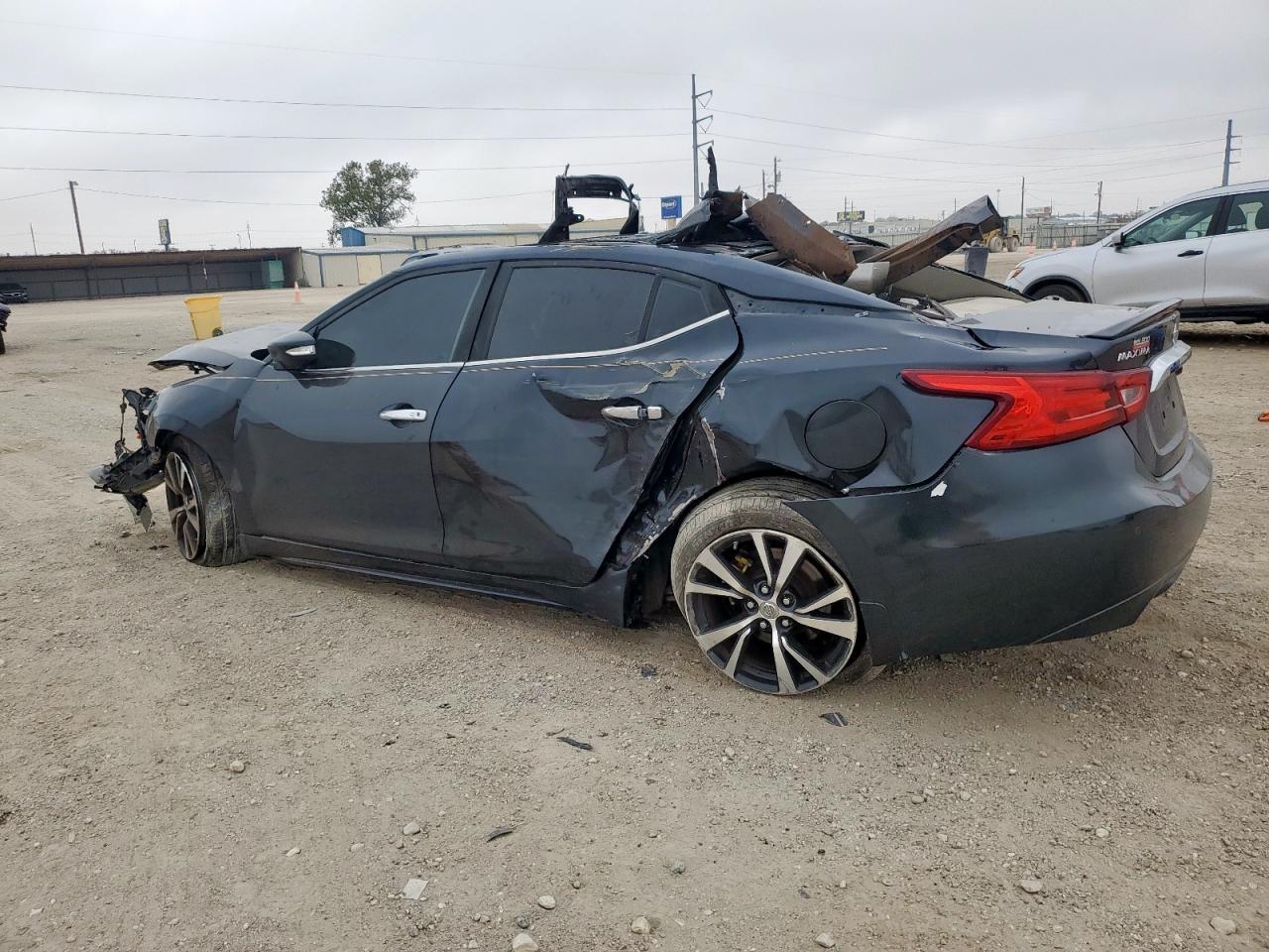 2017 NISSAN Maxima
