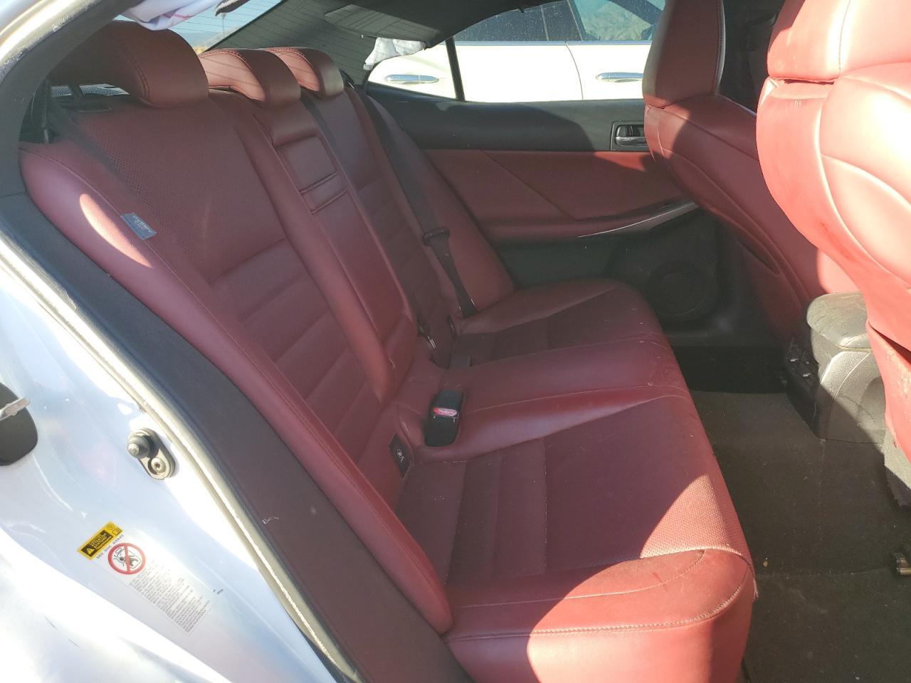 2016 LEXUS IS 200t