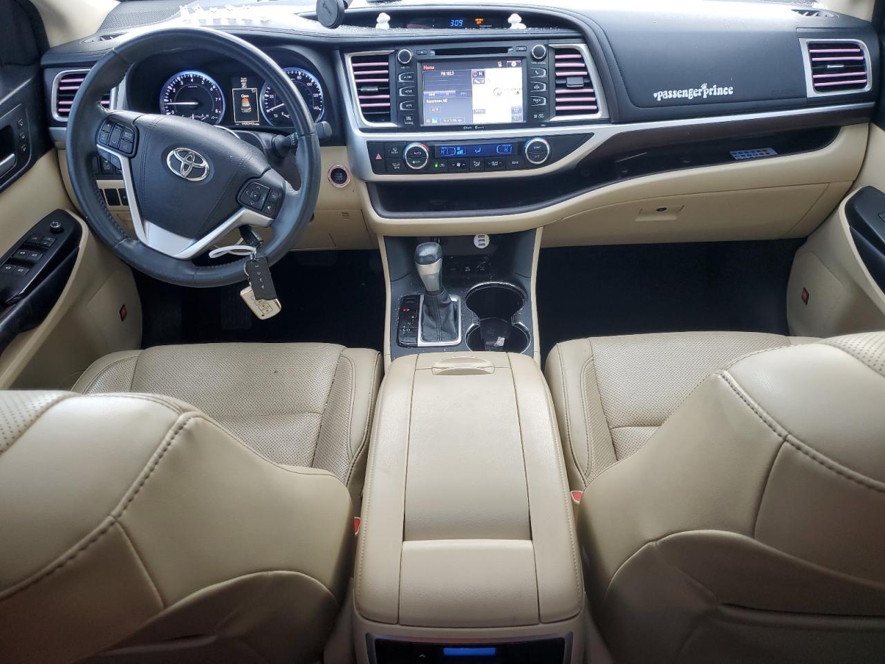 2015 TOYOTA HIGHLANDER