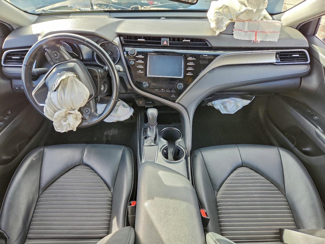 2019 TOYOTA CAMRY