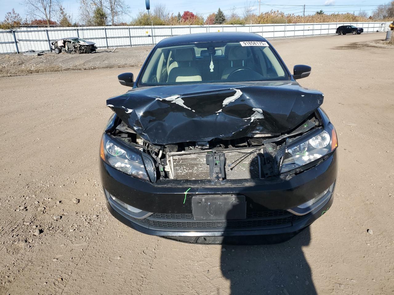 2015 VOLKSWAGEN Passat
