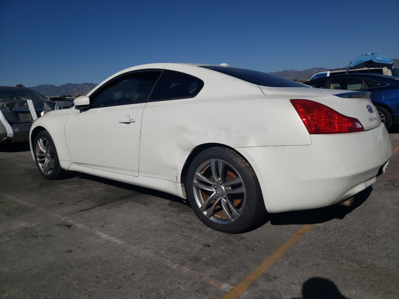 2009 INFINITI G37