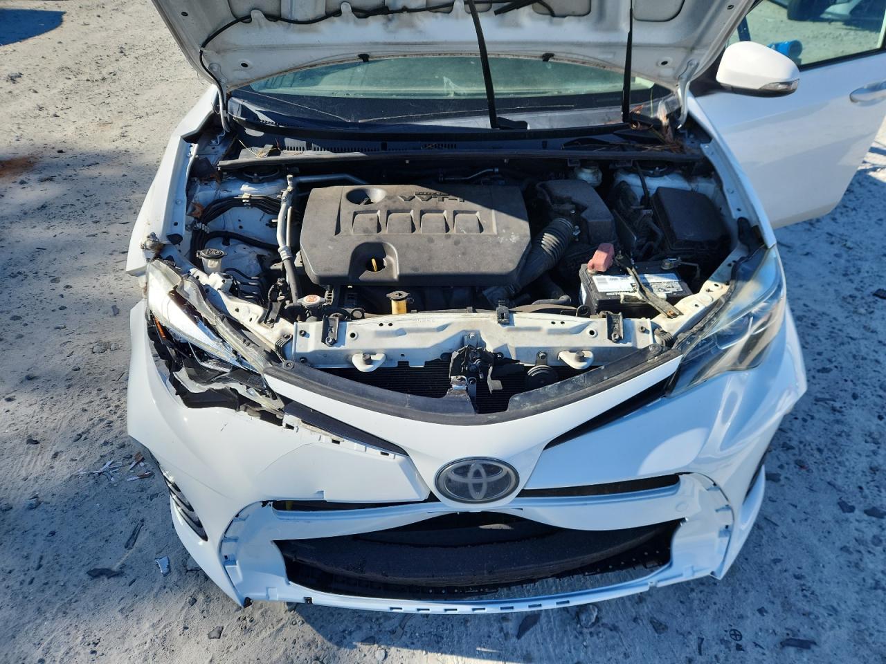 2019 TOYOTA COROLLA
