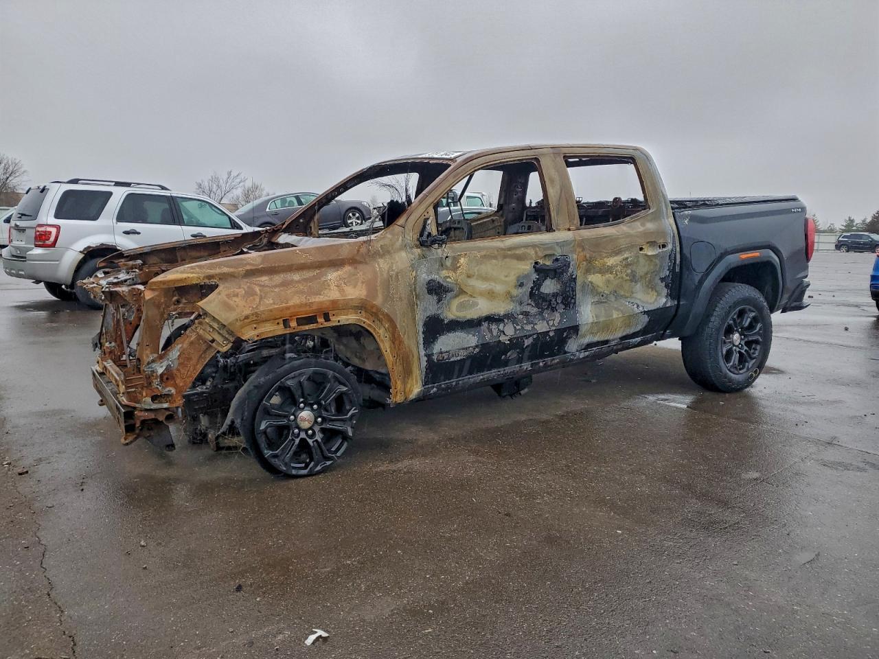 2024 GMC CANYON