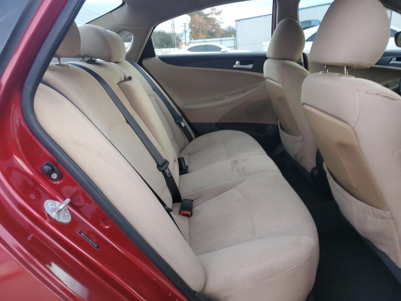 2011 HYUNDAI SONATA