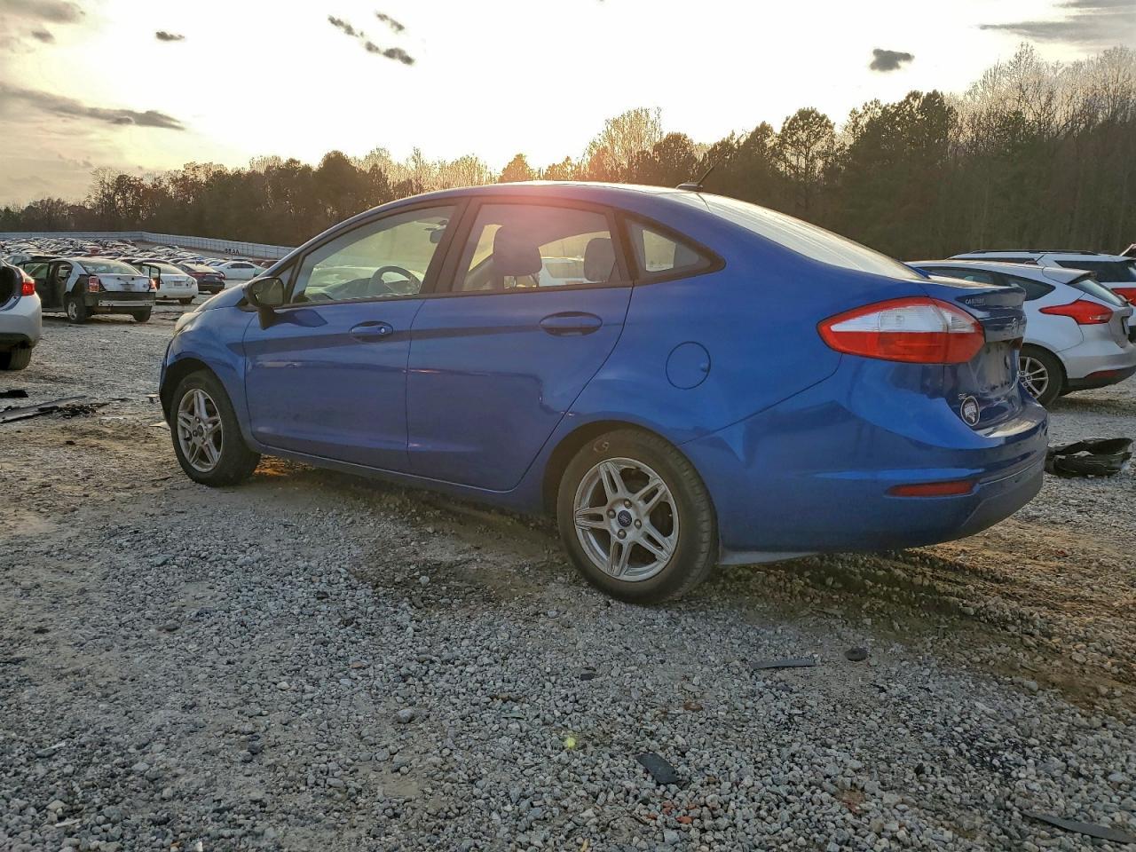 2018 FORD Fiesta