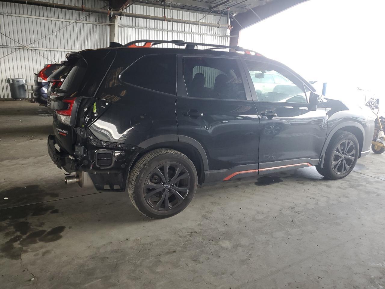 2024 SUBARU FORESTER