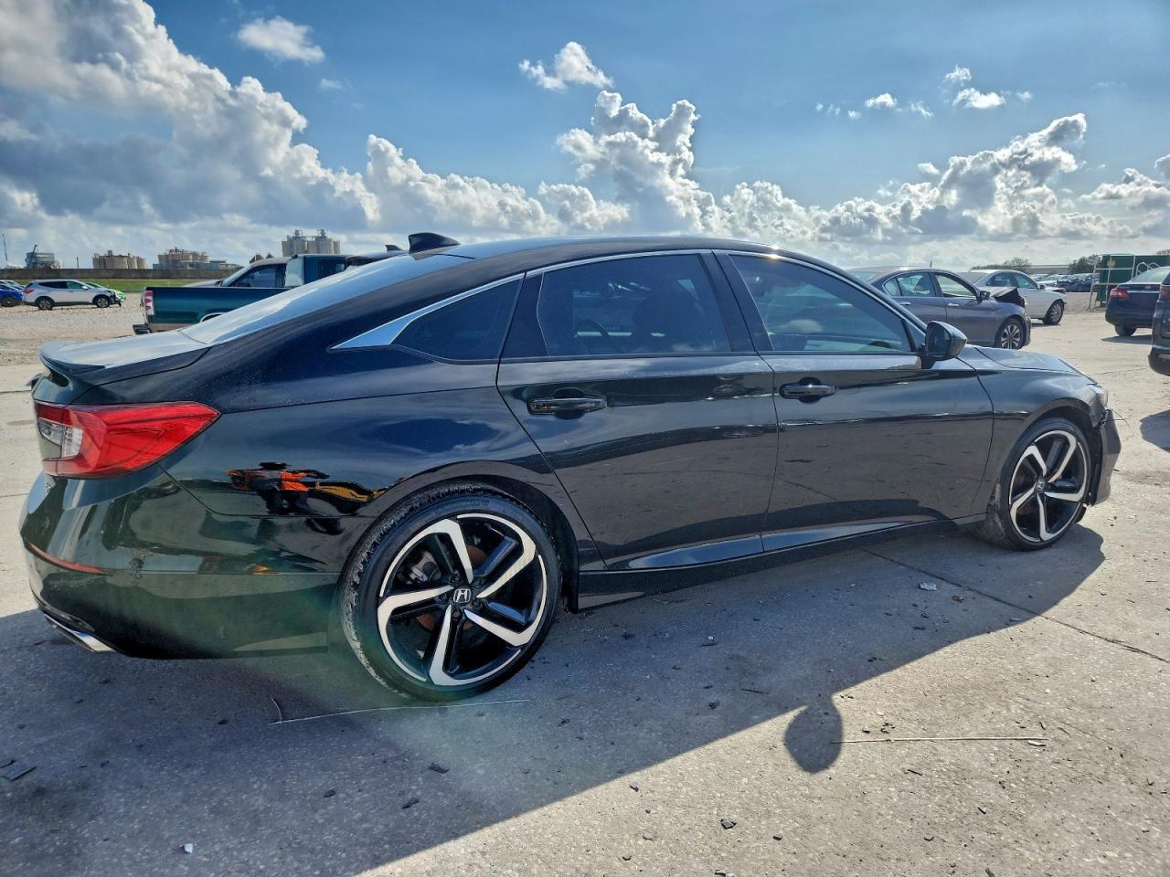 2022 HONDA ACCORD