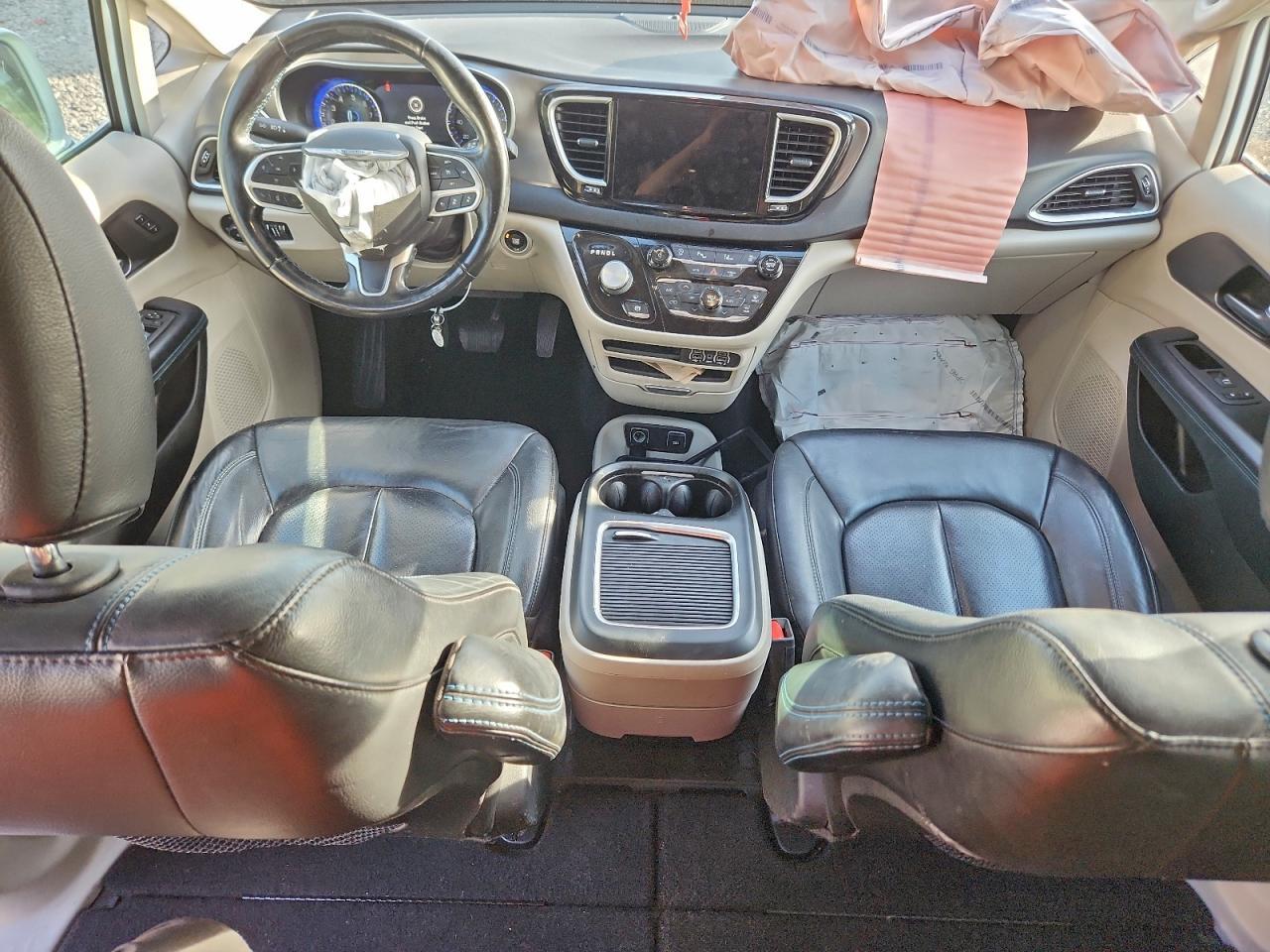 2021 CHRYSLER Pacifica