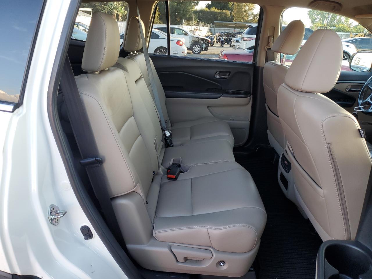 2019 HONDA PILOT