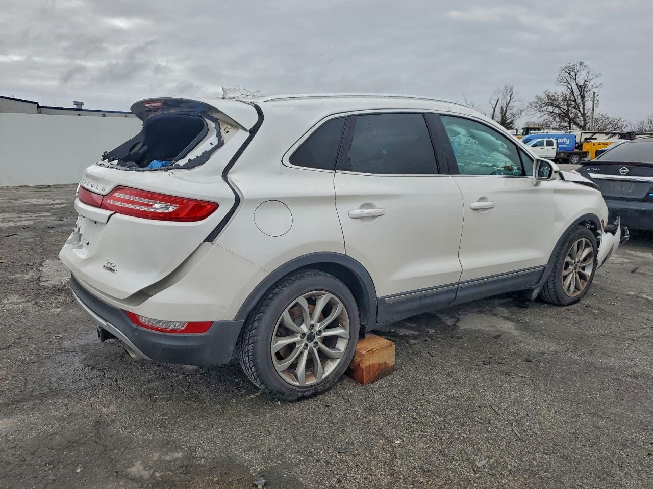 2015 LINCOLN MKC