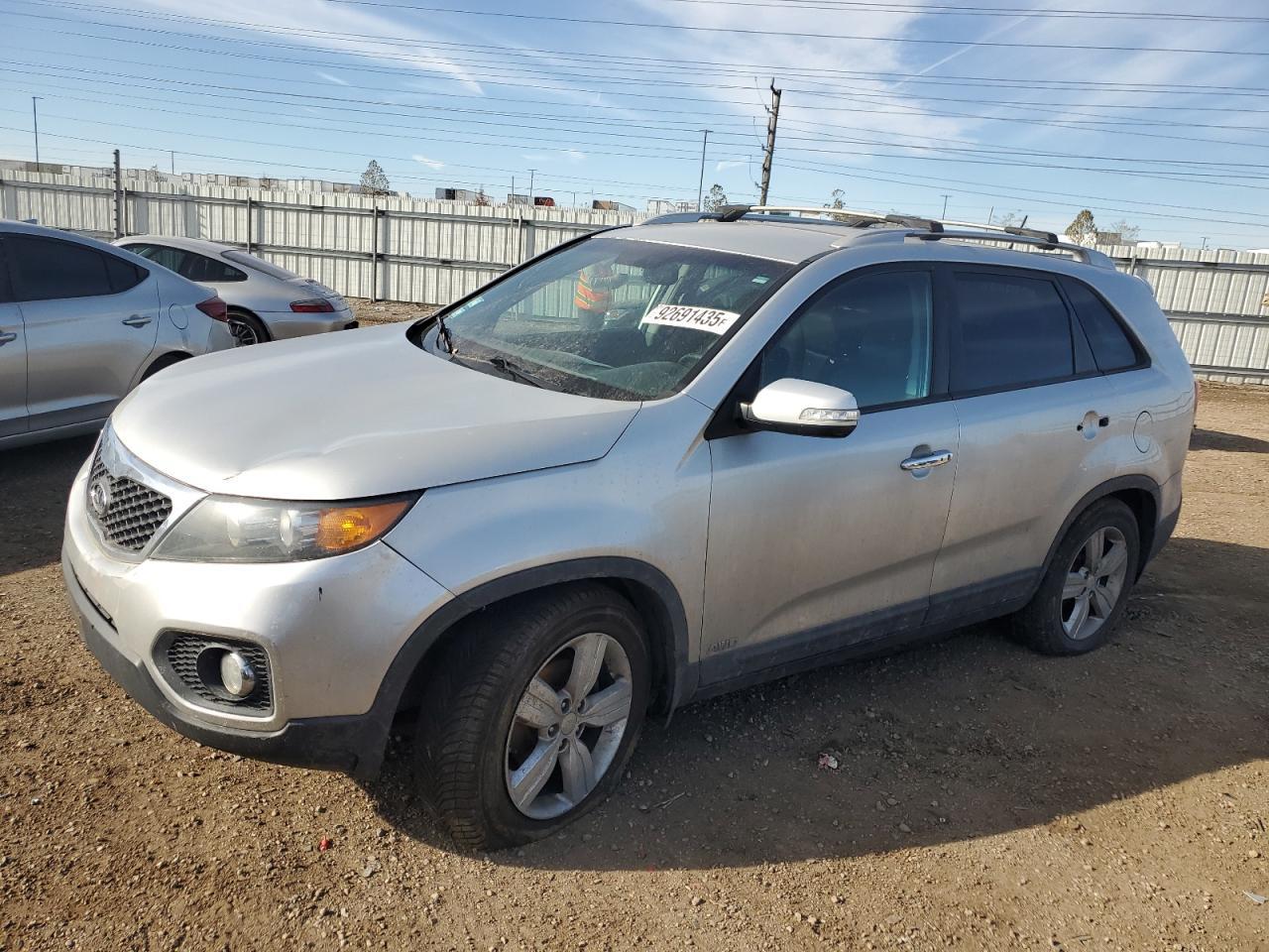 2013 KIA SORENTO